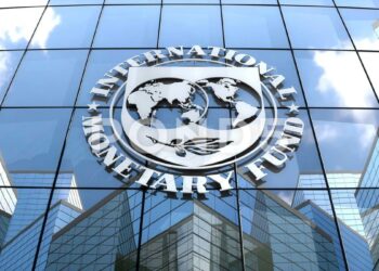 منتظر کاهش تورم باشیم