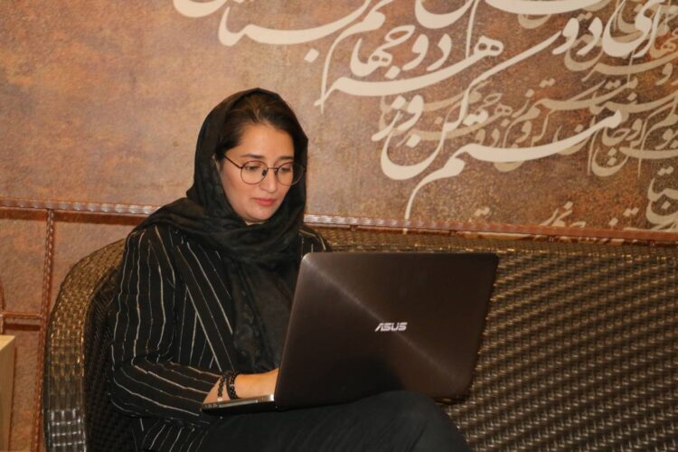 مصاحبه با روژین روح صداقت و بررسی اهمیت هوش مصنوعی در زندگی انسان‌ها