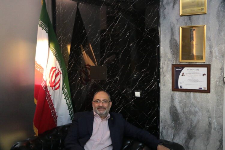 ایزو و پیشرفت دو لبه یک شمشیر