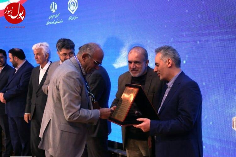 معرفی شرکت پالایش نفت بندرعباس به عنوان کارفرمای برتر سازمان تامین اجتماعی کشور