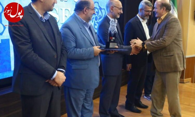 درخشش خیره کننده لامرد در جمع ستارگان