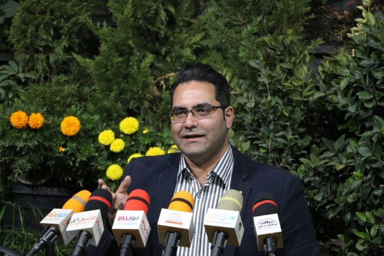 بازار گل در غرب تهران افتاح شد